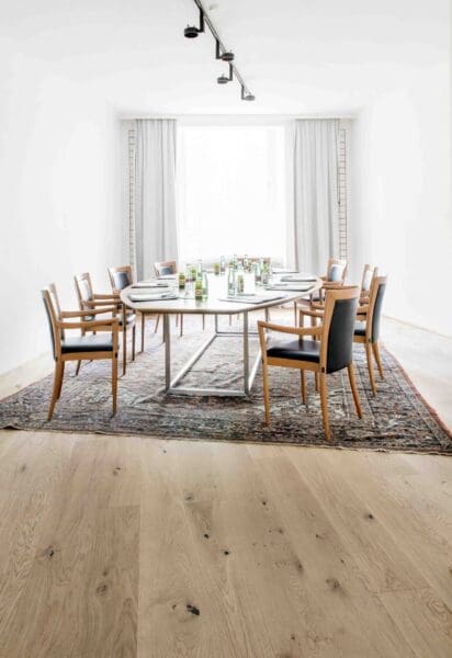 Board Room 1_verkleinert