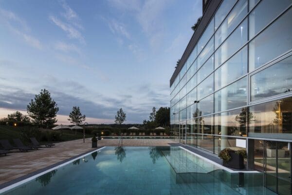 Hotel_Outdoor c_Walter Luttenberger
